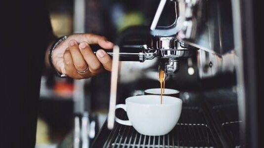 Tips for Choosing a Water Dispenser for Your Kitchen Tool Collection