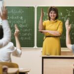 teacher-explaining-lesson-class