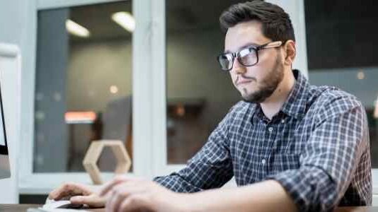 5 Reasons to Invest in a Professional Web Design Invest in a Professional Web Design