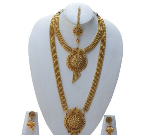 What are the different types of Antique Jewellery and imitation Necklace Set are available on the online websites? Antique Jewellery Online