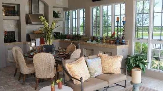 How to Design an Outdoor Kitchen the Entire Family Will Love How to Design an Outdoor Kitchen the Entire Family Will Love