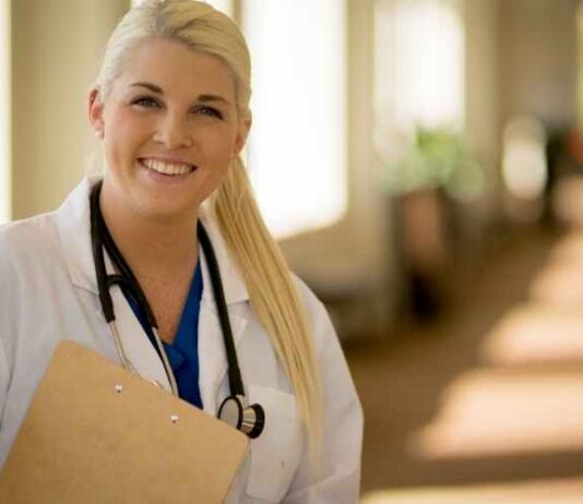 The Undeniable Benefits of Getting a Career in the Healthcare Industry The Undeniable Benefits of Getting a Career in the Healthcare Industry