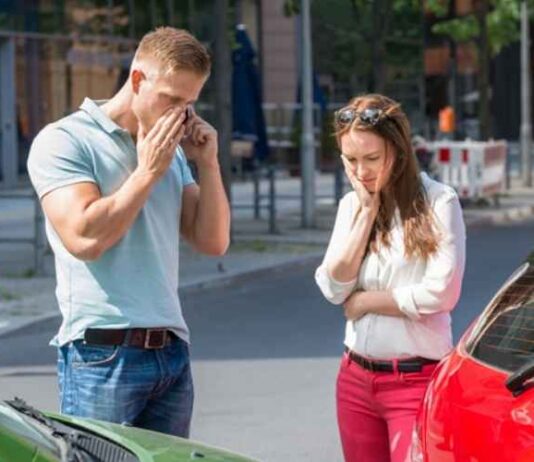 How to Choose an Auto Accident Attorney Who’s Worth Every Dime How to Choose an Auto Accident Attorney Who's Worth Every Dime