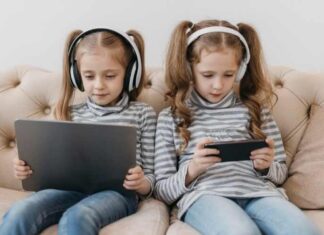5 Ways to Limit Digital Device Time for your Kids 5 Ways to Limit Digital Device Time for your Kids
