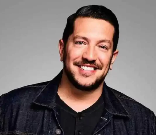 Who is Sal Vulcano? Is Sal Vulcano Gay? Who is Sal Vulcano Is Sal Vulcano Gay